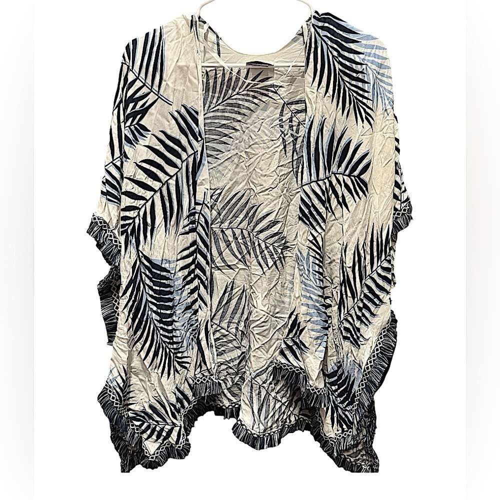 David & young blue white Leaf Print cape ONE SIZE FITS ALL